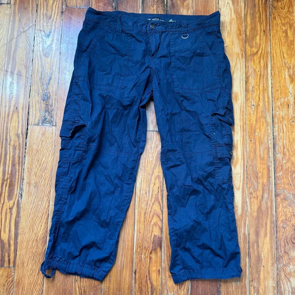 Retro apt 9 navy blue capri's
